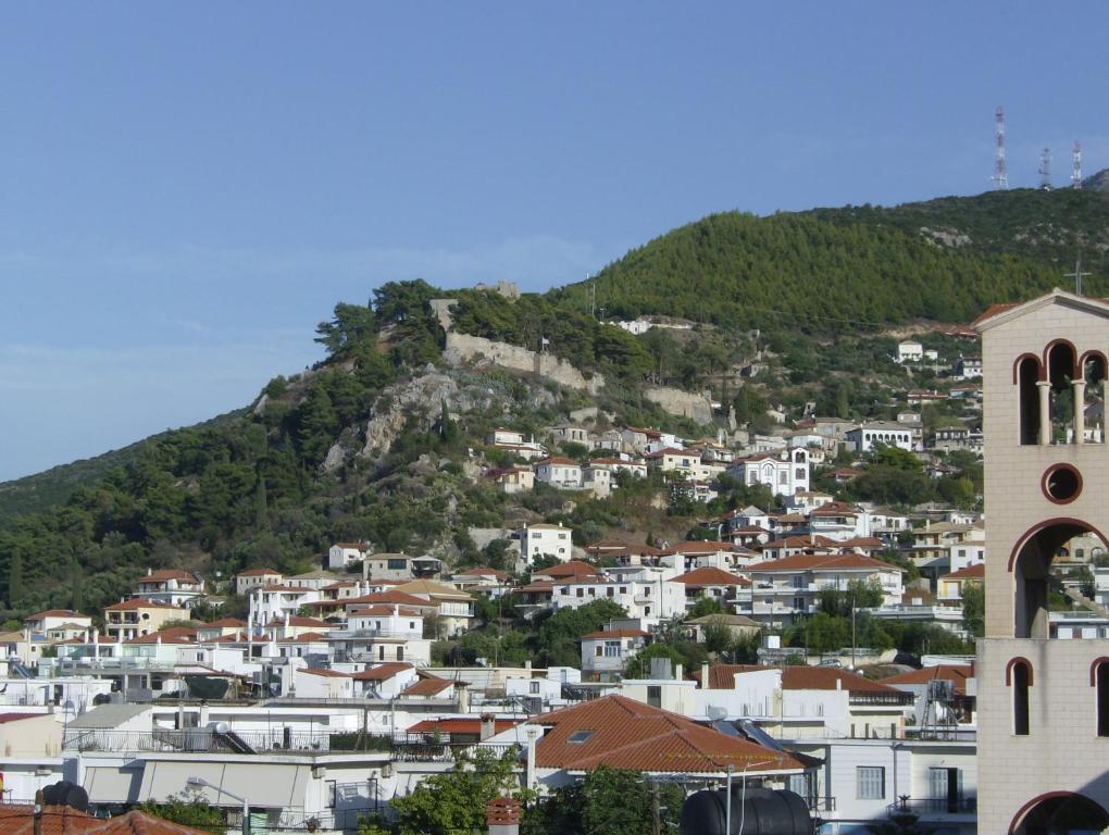 Ionion Hotel Kyparissía Rom bilde